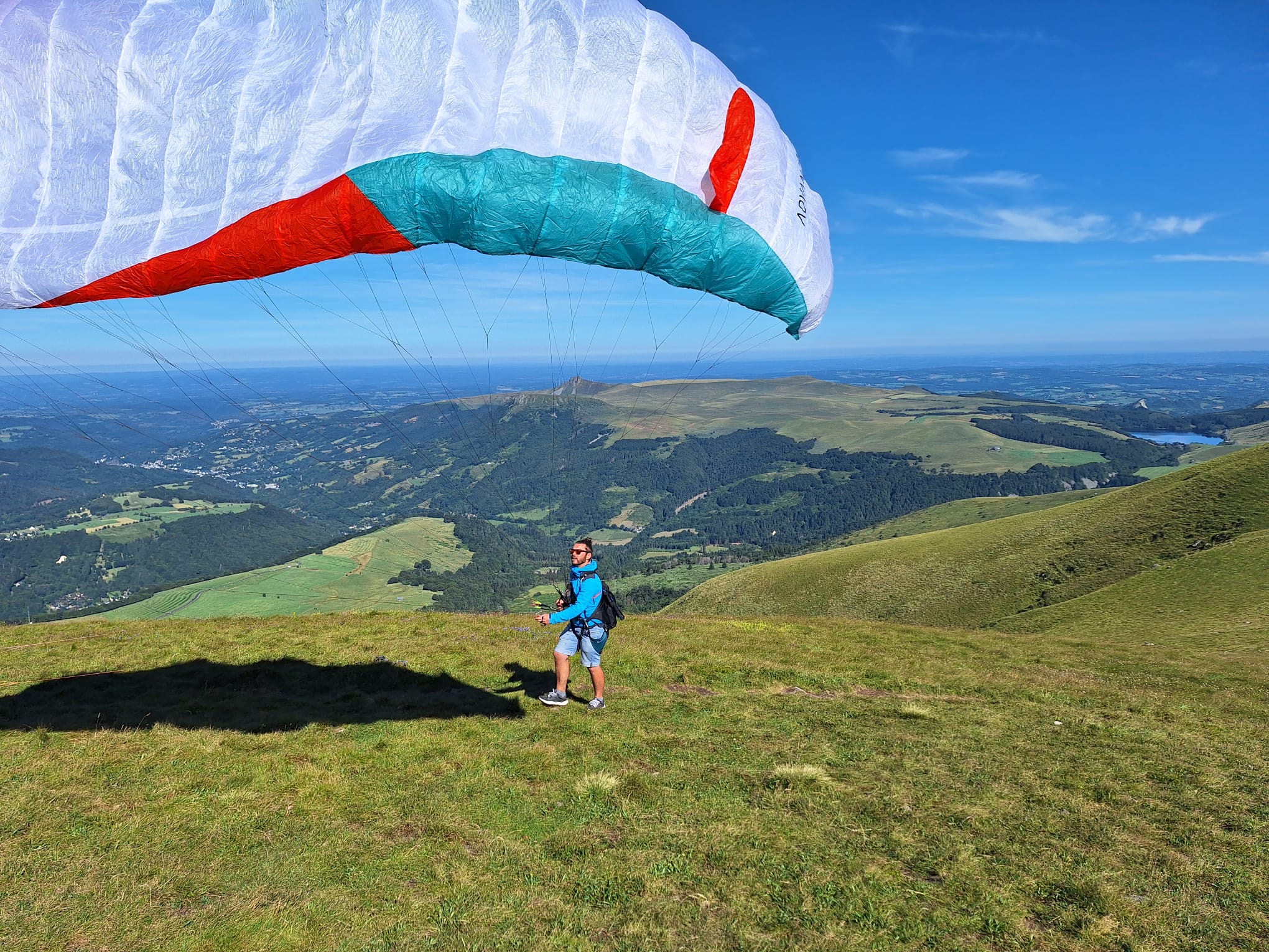 paragliding, paraglider landing, tandem paragliding, landing, hobbies, sport